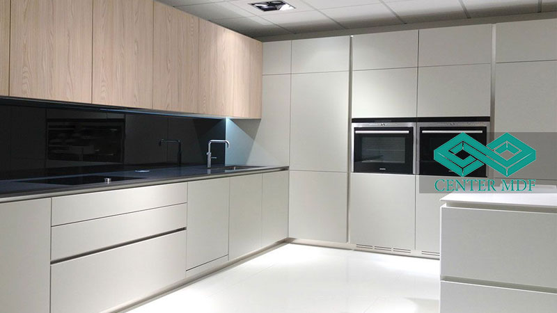 انتخاب هوشمندانه هایگلاس براق یا مات با مجموعه سنتر ام دی اف